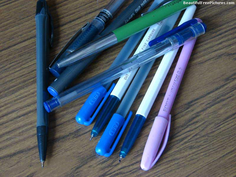 pictures of pen on the table